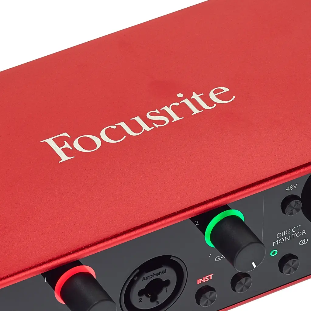 Focusrite_Scarlett_2i2 (3rd Gen)_Carte Son Professionnelle à 2 canaux avec port USB-C